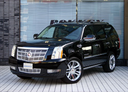 CADILLAC ESCALADE　PLATINUM　キャデラック　エスカレードプラチナム　2012年モデル