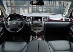 2013年モデル　レクサス/LEXUS　LX570　ブラックオニキス×ブラック