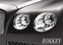 新型 ベントレー フライングスパー