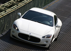 マセラティ グランツーリスモ maserati granturismo s “マセラティ グランツーリズモ S”