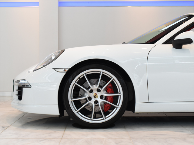 2013年モデル 正規ディーラー車 ポルシェ 911 カレラS カブリオレ PDK スポクロ スポエグ OP多数