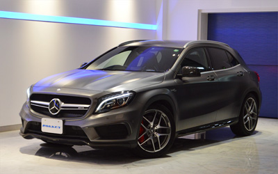 2015年モデル 正規ディーラー車 メルセデスベンツ GLA45 AMG アドバンスドP カーボンP 希少カラー　