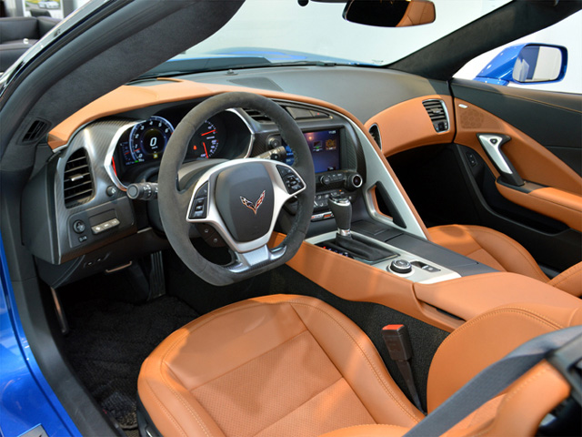 2016年モデル 正規ディーラー車　シボレー コルベット Z06 カーボンエアロ・走行4000km!