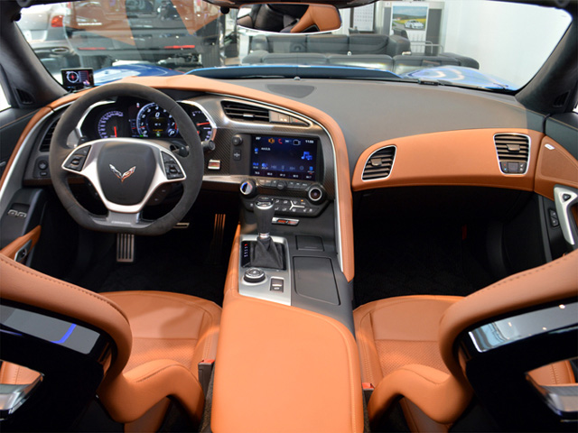 2016年モデル 正規ディーラー車　シボレー コルベット Z06 カーボンエアロ・走行4000km!