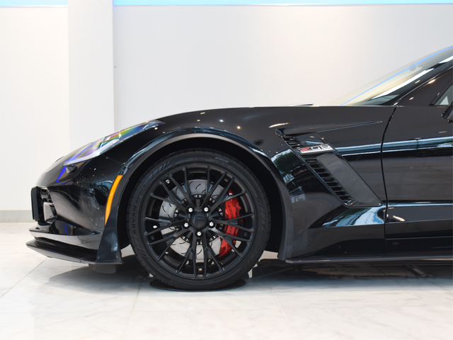 2016年モデル 正規ディーラー車 シボレー コルベット Z06 8速AT カーボンエアロ 走行11700km