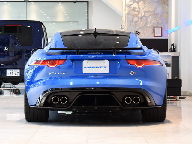 2017年モデル 正規ディーラー車 ジャガー Fタイプ SVR クーペ　エクステリアカーボンパック