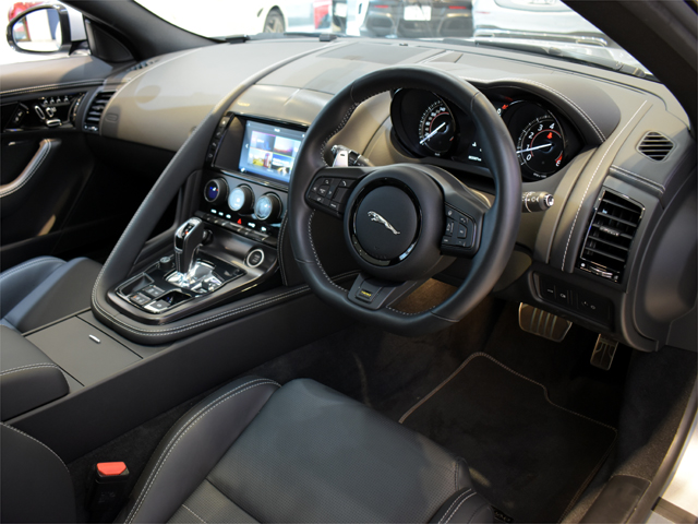 2018年モデル 正規ディーラー車 ジャガー Fタイプ 400スポーツ AWD クーペ 走行3600km