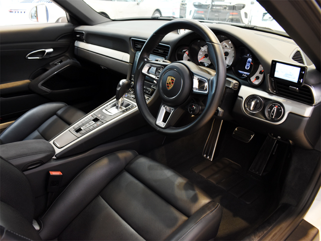 2019年モデル 正規ディーラー車 ポルシェ 911 カレラ GTS PDK PDLSプラス サンルーフ OP多数 
