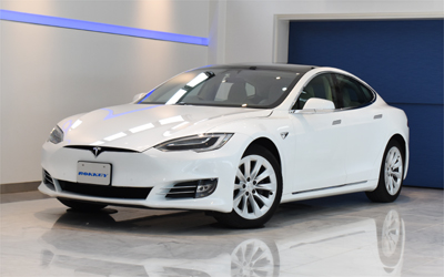 2019年モデル 正規ディーラー車 テスラ モデルS 100D 1オーナー車
