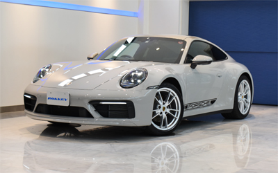 2020年モデル 正規ディーラー車 ポルシェ 911 カレラ PDK スポクロ スポエグ OP多数 走行4000km 