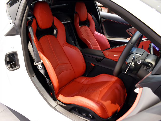 2021年モデル 正規ディーラー車 シボレー コルベット 2LT レッドレザー 1オーナー車