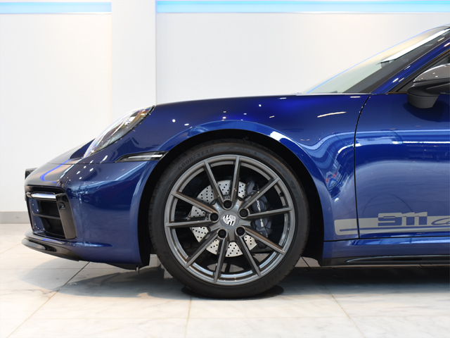 2023年モデル 正規ディーラー車 ポルシェ 911 カレラT 7速MT OP多数 左ハンドル カーボンルーフ